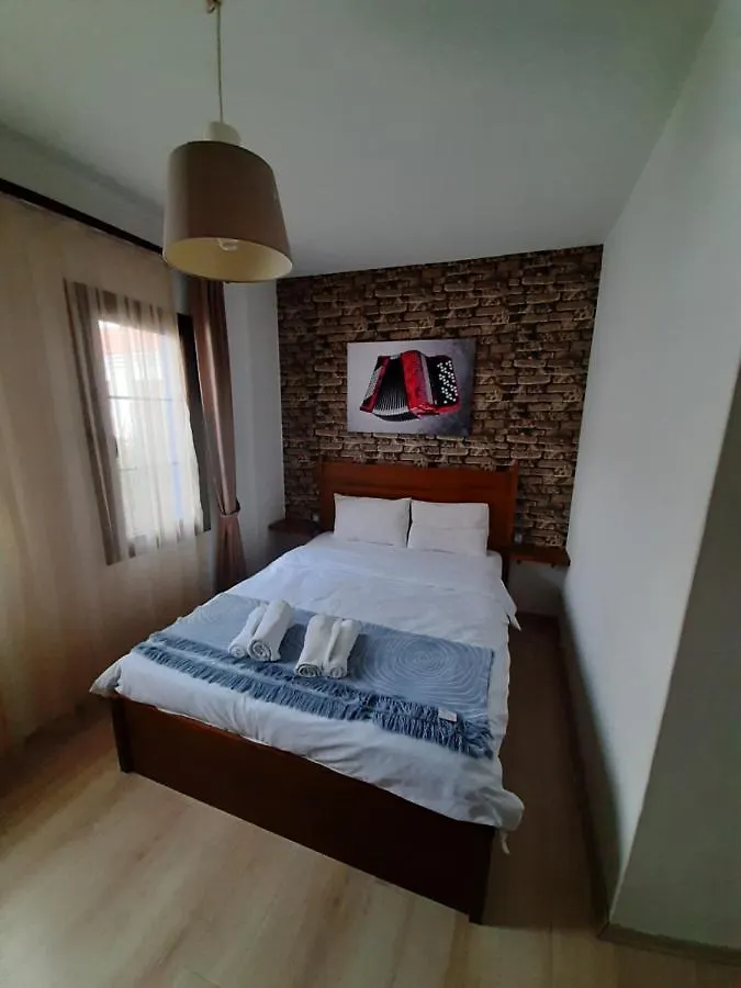 Sigacik Antik Otel 0*,